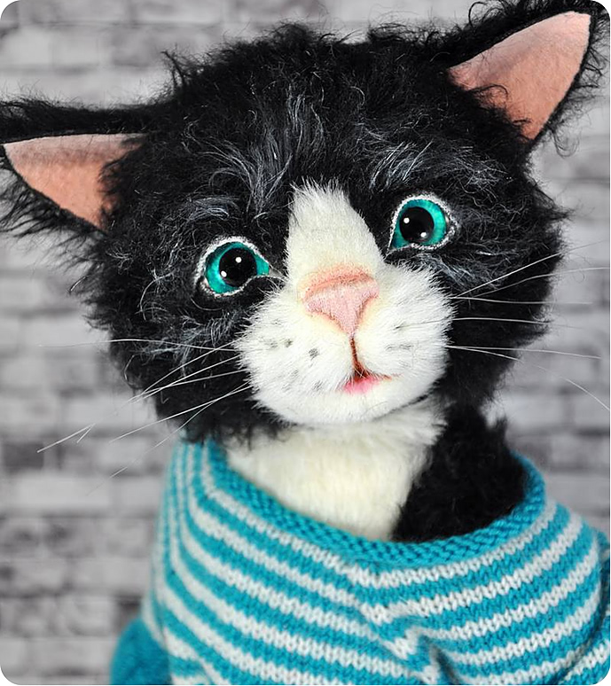 Черный кот-тедди в свитере Ирина Трушковская