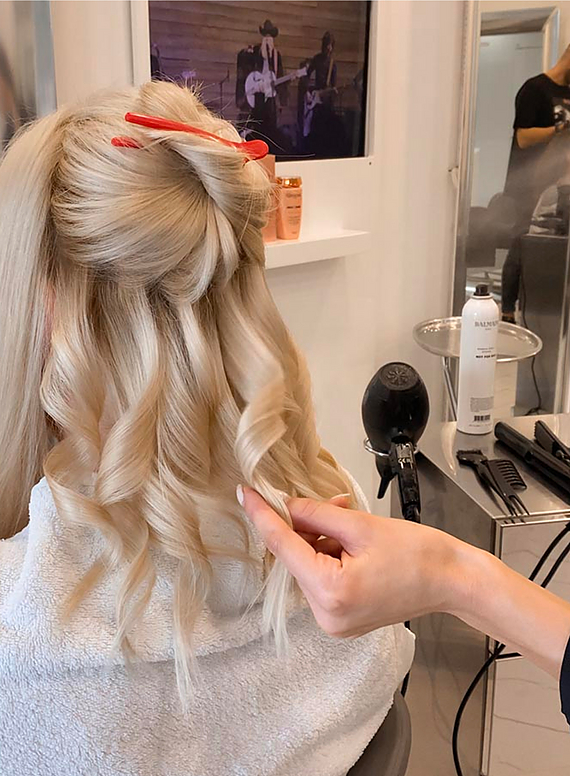 Подарок от marAmax Institute Kerastase — вечерняя укладка marAmax Institute Kerastase вечерняя укладка