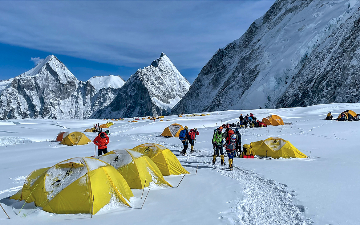 Еверест базовий табір