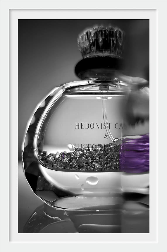 Hedonist Cassis by Victoria Minya
