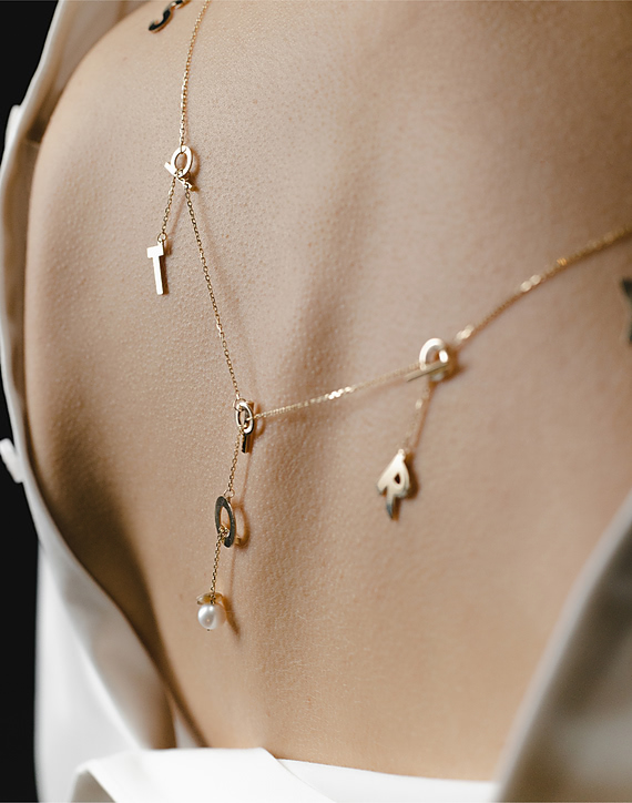 Колье из желтого золота Story (SOVA jewels) Что такое замок тогл подвески
