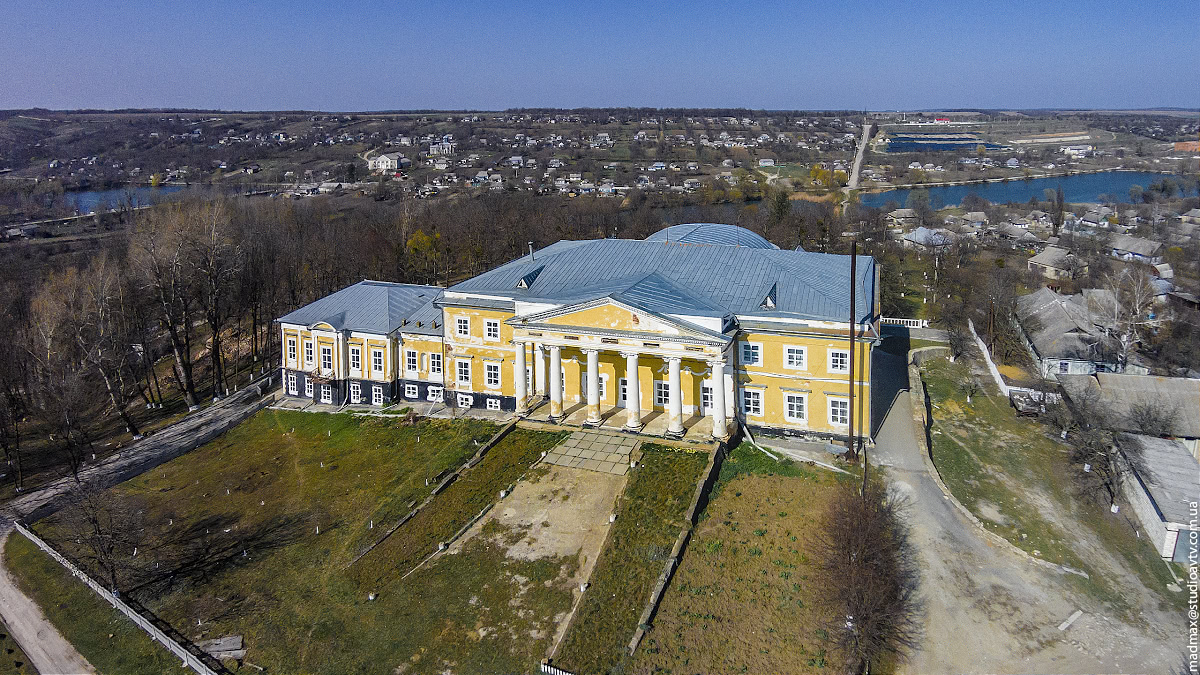 дворец в Винницкой области