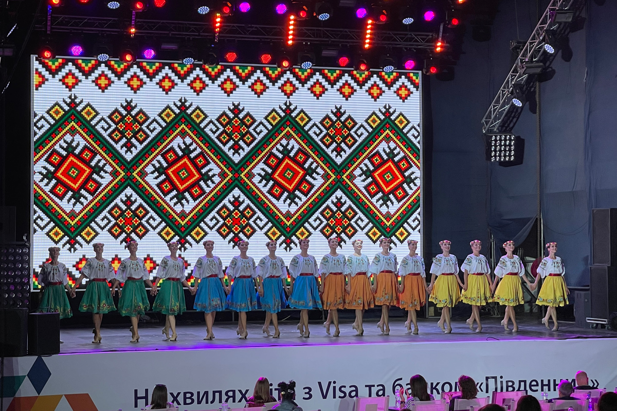 Ансамбль Вирского Артистки ансамбля Вирского