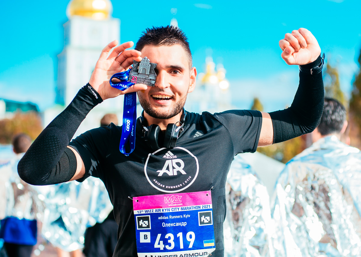 Спортсмен финишировал на киевском марафоне