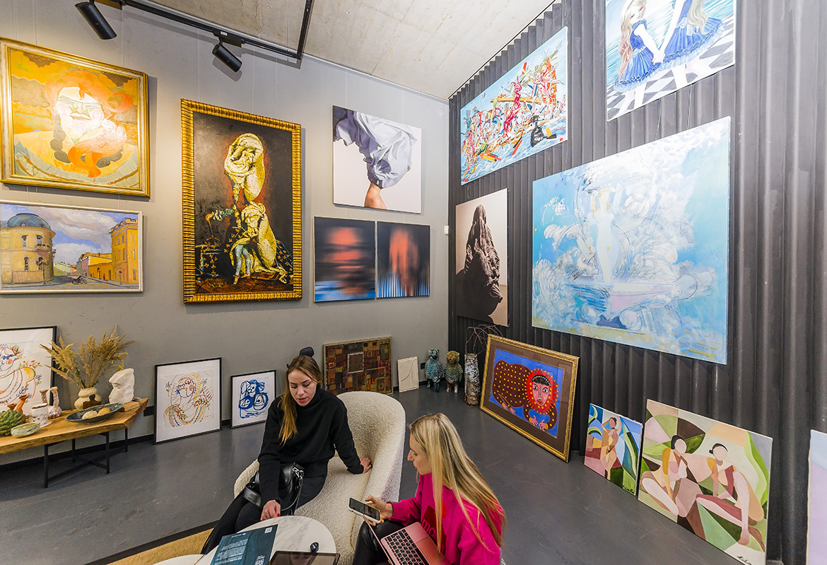 Журналист Folga’ в ZMIST art & design Арт-пространство ZMIST art & design