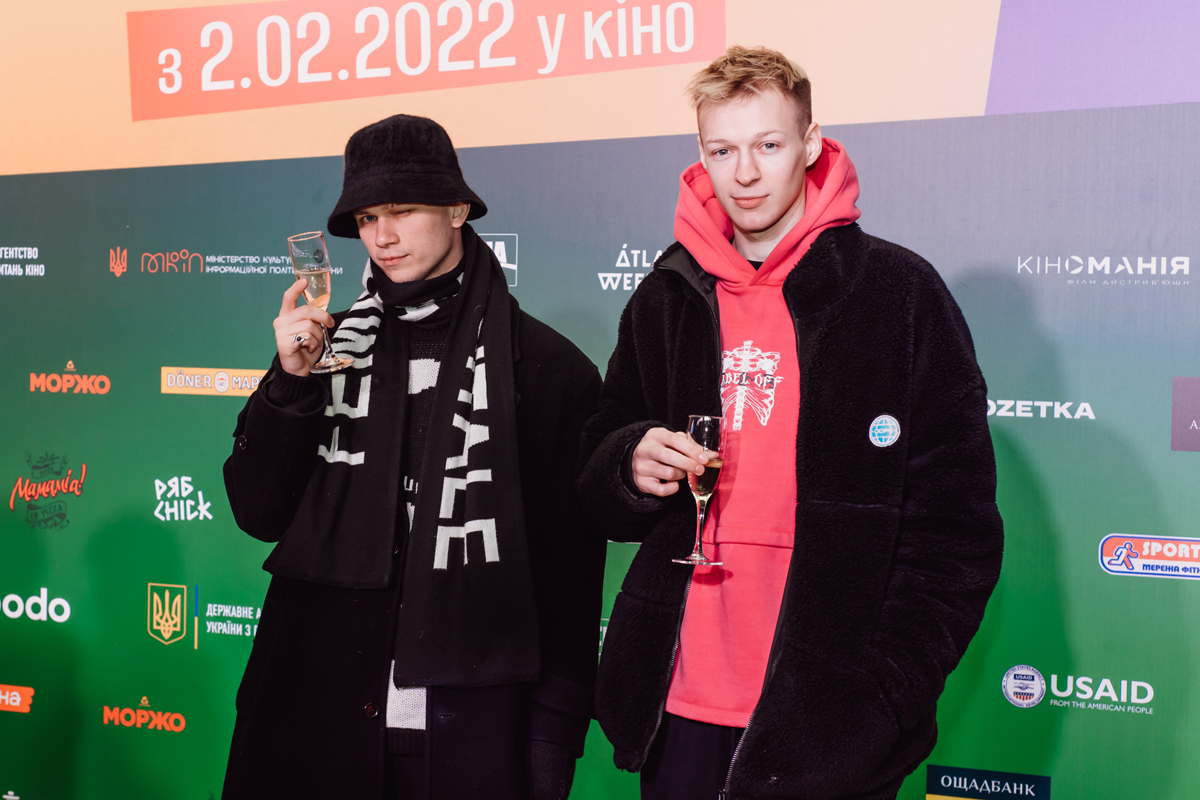 Звезды на допремьерном показе фильма «Найкращі вихідні» Блогер Сергей Стоун