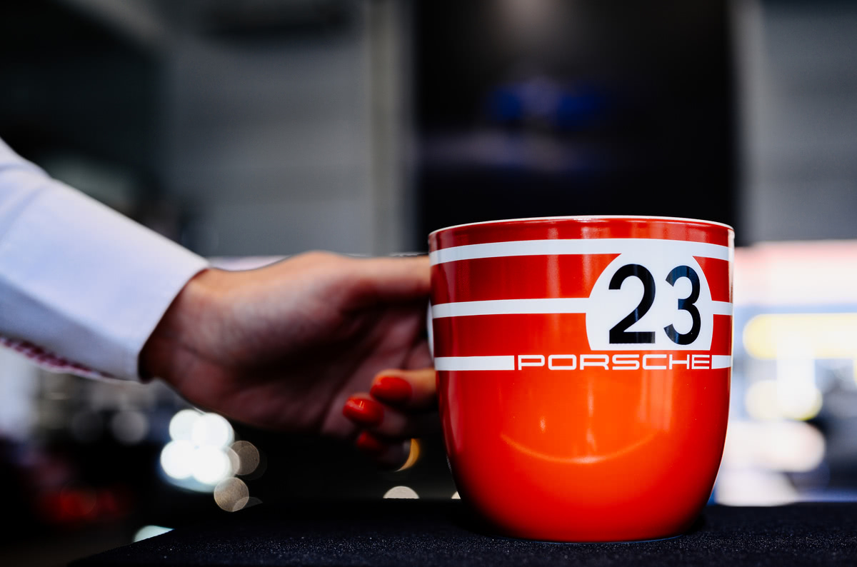 Чайная чашка от бренда Porsche