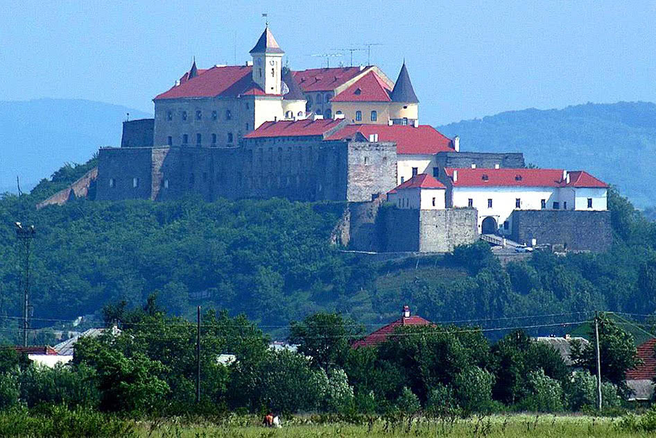 Замок Паланок