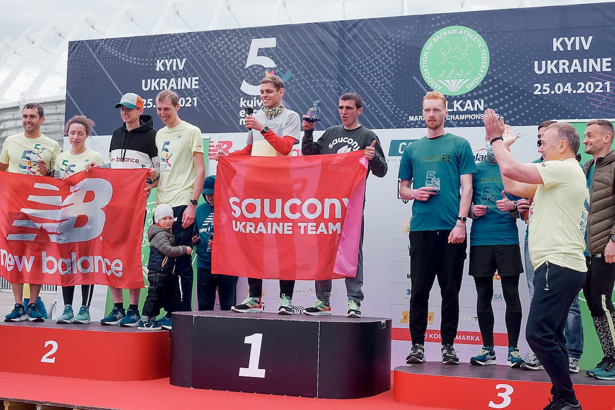 Награждение победителей Kyiv Euro Marathon 2021