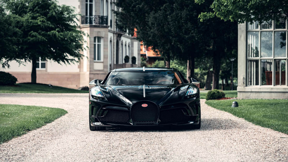 Новый автомобиль Bugatti La Voiture Noire Bugatti La Voiture Noire фото