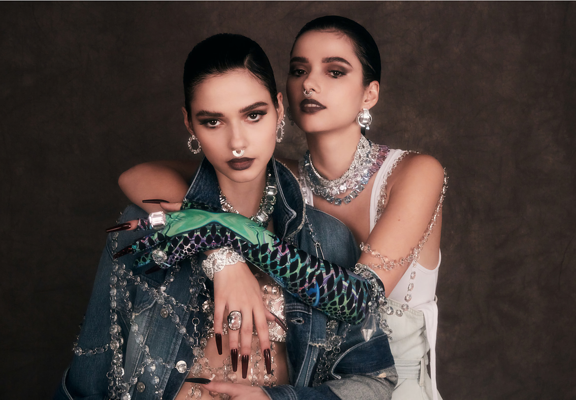 Фотосессия Bloom Twins Фото: Luke Nugent Bloom Twins Luke Nugent фото